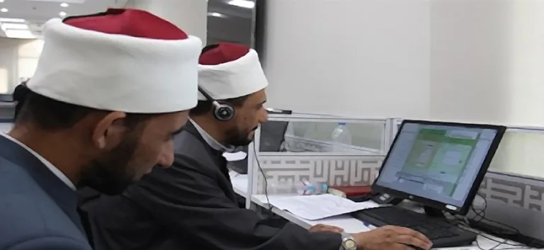 آلة الفتوى: الهيمنة والتحكّم في الفضاء الافتراضي الإسلامي