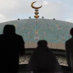 من تشريع الاستبداد إلى التديّن الحرّ