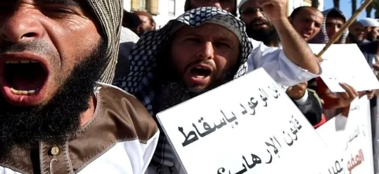 الاستتابة والانقلاب على إيديولوجيا العنف:  تأويل المراجعات