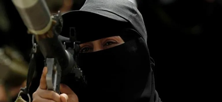 المرأة الجهادية والخروج عن الدور التقليدي