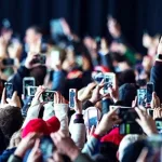 الديمقراطية: بين سردياتها الإيديولوجية وواقعها الليبرالي