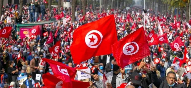 «دولنة» الإسلام اليومي في الخطاب السّياسي الحديث في تونس