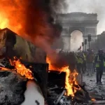 البقية والعائدون من الموت السياسة والعنف في عمل أغامبين وديريدا