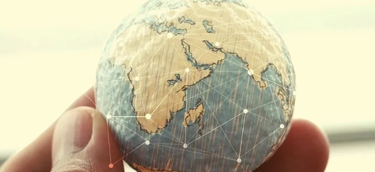 سؤال العولمة: هل تغير النظام الدولي؟ قراءة في نظريَّة إيمانويل فالرشتاين "النظام العالمي الجديد"