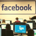 الفضاء السيبراني وأزمة الديمقراطية من الكومبارس الرقمي إلى الفعل السياسي