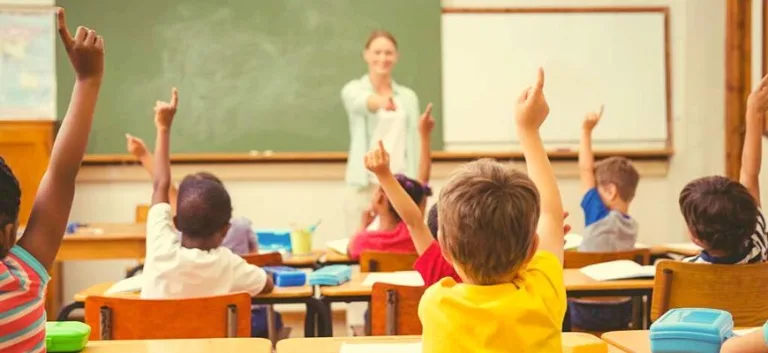 الأطفال أولا