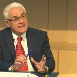 المصلحة والأخلاق في الفكر السياسي الإسلامي:  دراسة تحليلية لرؤى وائل حلاق