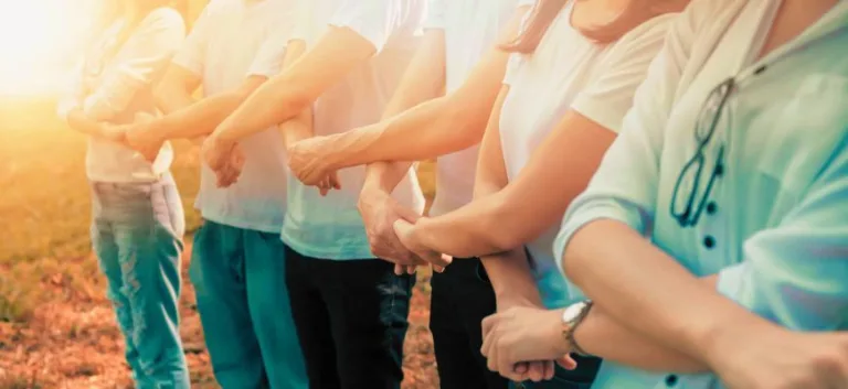 أزمة المسؤولية الاجتماعية في المجتمعات العربية (رؤية سوسيولوجية – نقدية)