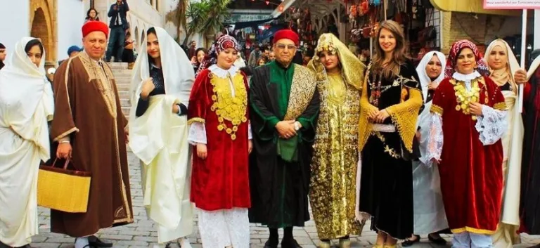 اللّباس في حمأة الصراع الاجتماعي