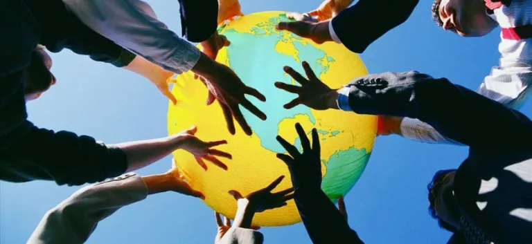 فلسفة التعايش والحوار بين الحضارات( )