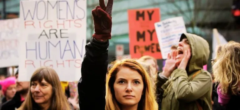 النسويّة حقلاً معرفيّاً بيْنيّاً