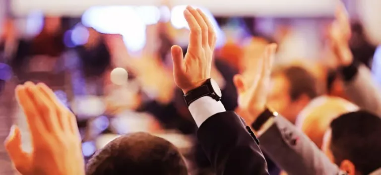 مبدأ الديمقراطية: الواقع والممكن( )