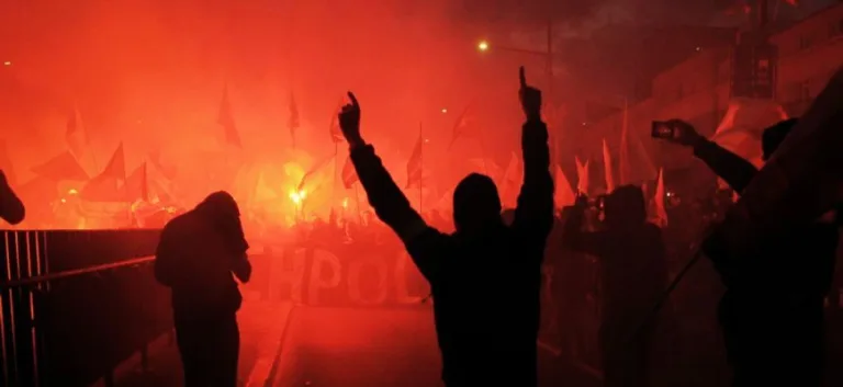 الغلوّ الدينيّ بين مطرقة الإفراط وسندان التّفريط: "مقالات الغلوّ الدّينيّ واللّادينيّ" للمفكّر محمّد عمارة