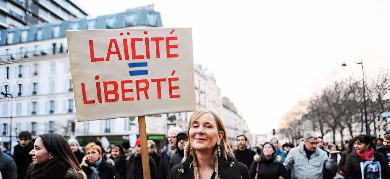 العلمانيّة ومعوّقاتها في تصور هنري بينا-رويز