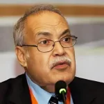 حسن حنفي وسطيٌّ متطرفٌ في وسطيته