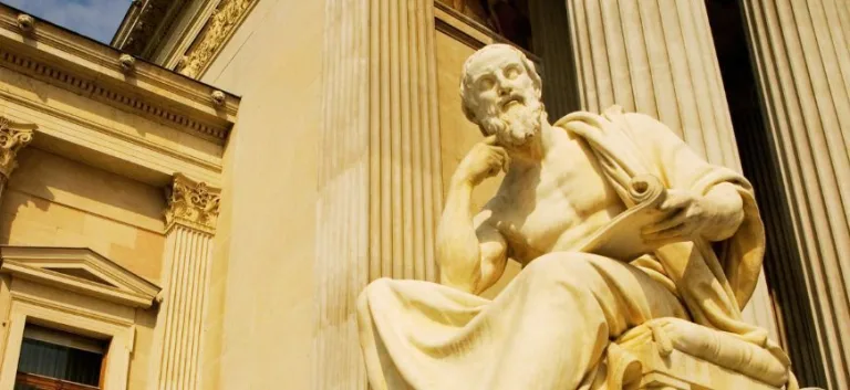 انحلال الفلسفة وهروب الفيلسوف السقوط في بلاغات كاليكليس بمناسبة اليوم العالمي للفلسفة