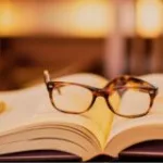 التَّخَلُّصُ مِنَ الْمِيتافِيزيقا عَنْ طَريقِ التَّحْلِيلِ الْمَنْطِقِيِّ لِلُّغَةِ