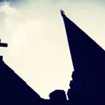 التحرّر العلماني: العرش والمذبح