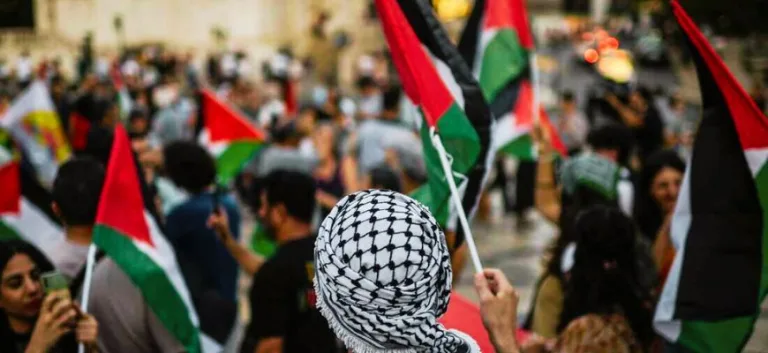استقراء سيكو-سوسيولوجيّ للمجتمع الفلسطينيّ بعد عمليّة السابع من أكتوبر 2023