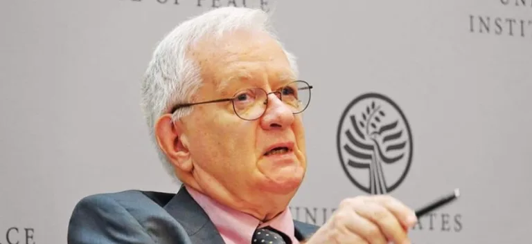 ديل إيكلمان: صورة من حياة مثقف من البادية، سيرة الحياة لقراءة التاريخ الاجتماعي