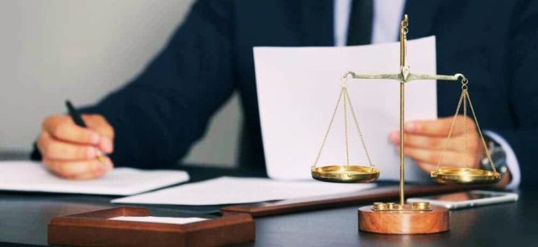 الأصول الشرعية في وصية الميت للوالدين والأقربين